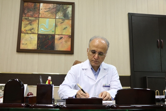 دکتر محمدرضا اکبری 